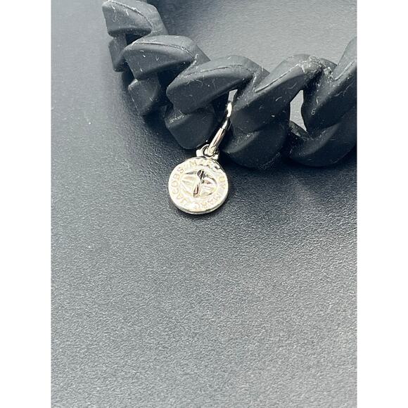 Marc by Marc Jacobs Black Rubber Katie Bracelet Turn-lock Charm Silver Harware - Picture 3 of 7